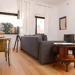 Center Garden Luxury Apartment * Лиссабон