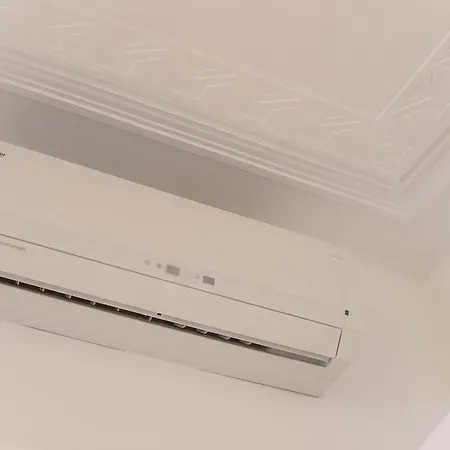 Center Garden Luxury 公寓