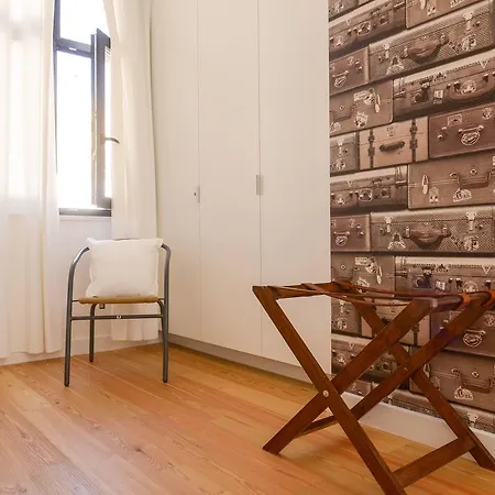 Center Garden Luxury Apartment