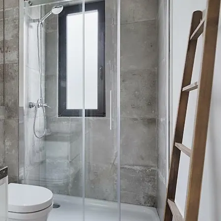 Center Garden Luxury Apartment