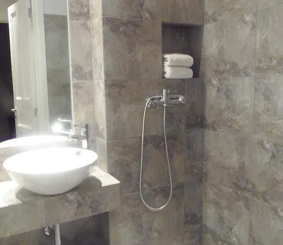 Center Garden Luxury